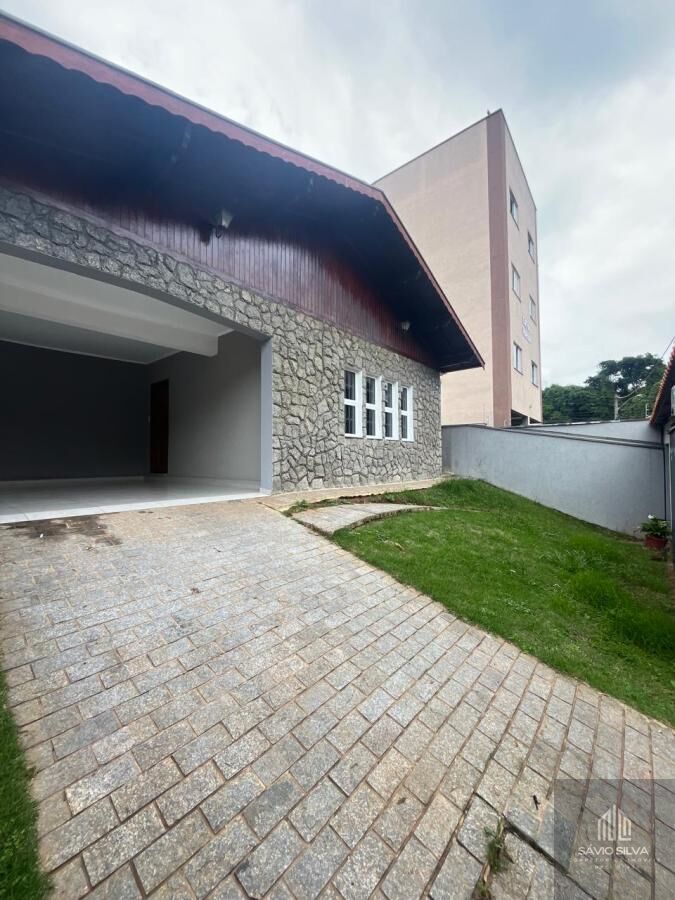 Casa para alugar com 3 quartos, 136m² - Foto 2