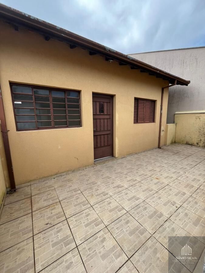 Casa para alugar com 3 quartos, 100m² - Foto 3