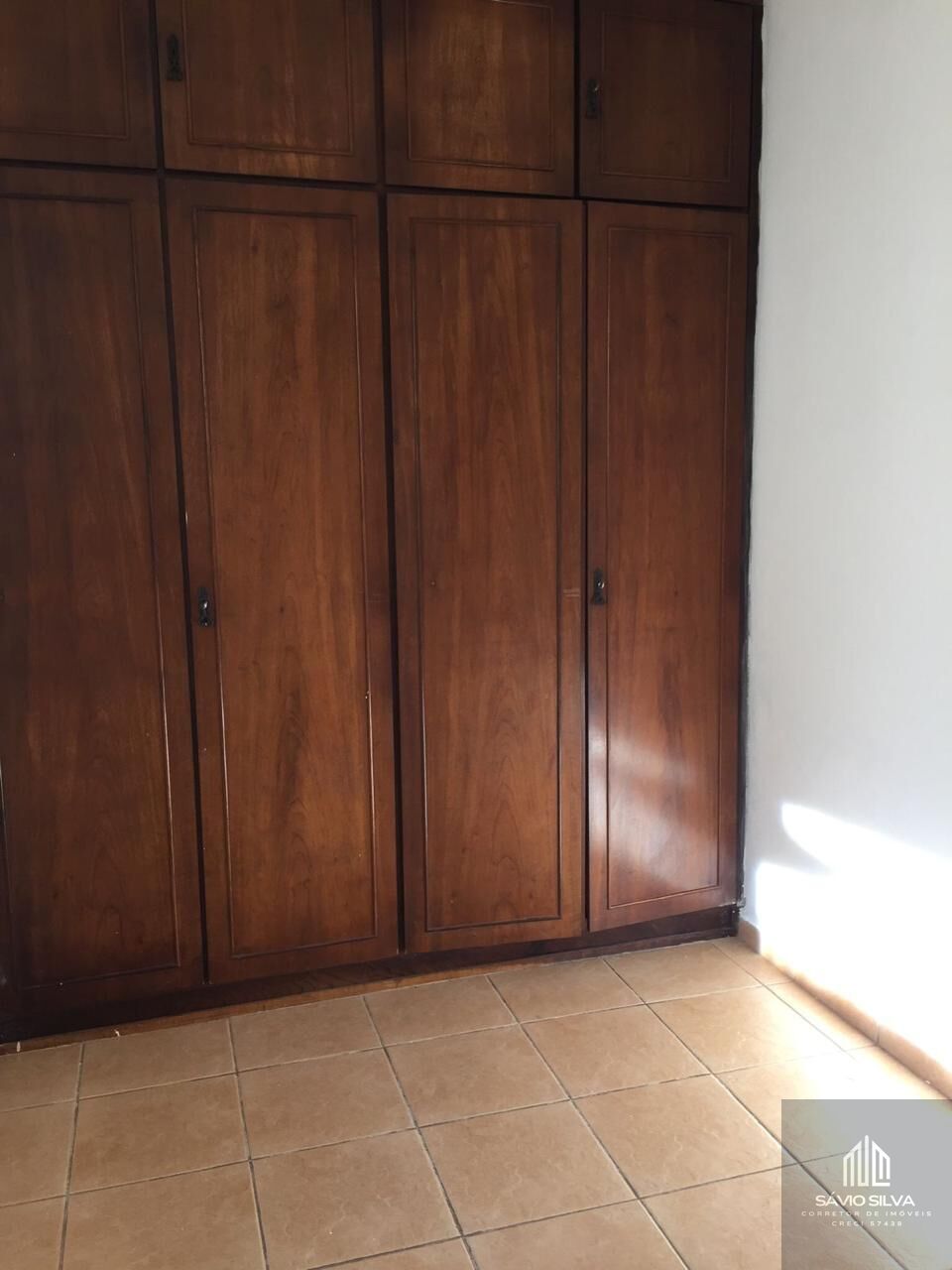 Casa para alugar com 5 quartos, 150m² - Foto 11