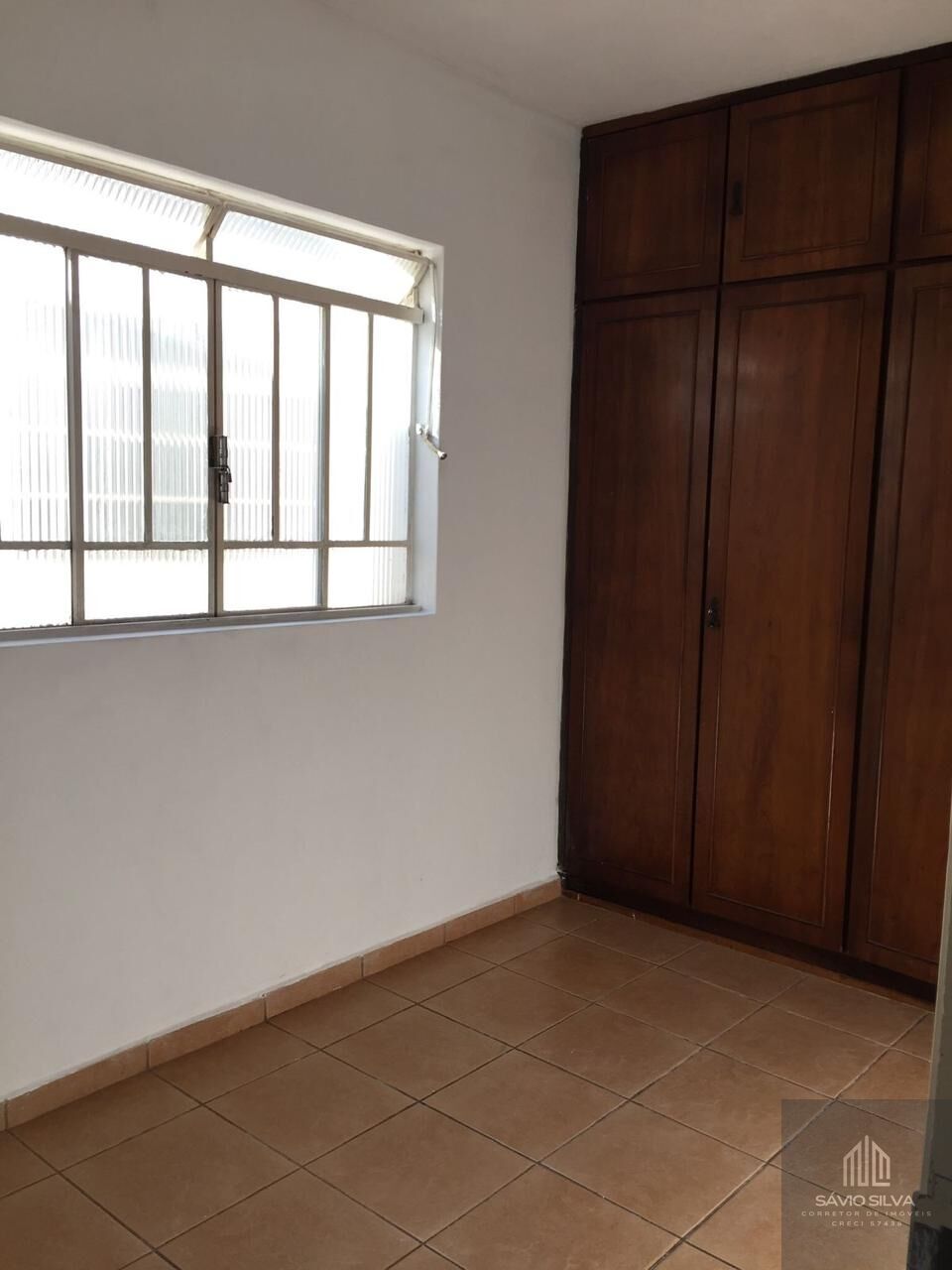 Casa para alugar com 5 quartos, 150m² - Foto 12