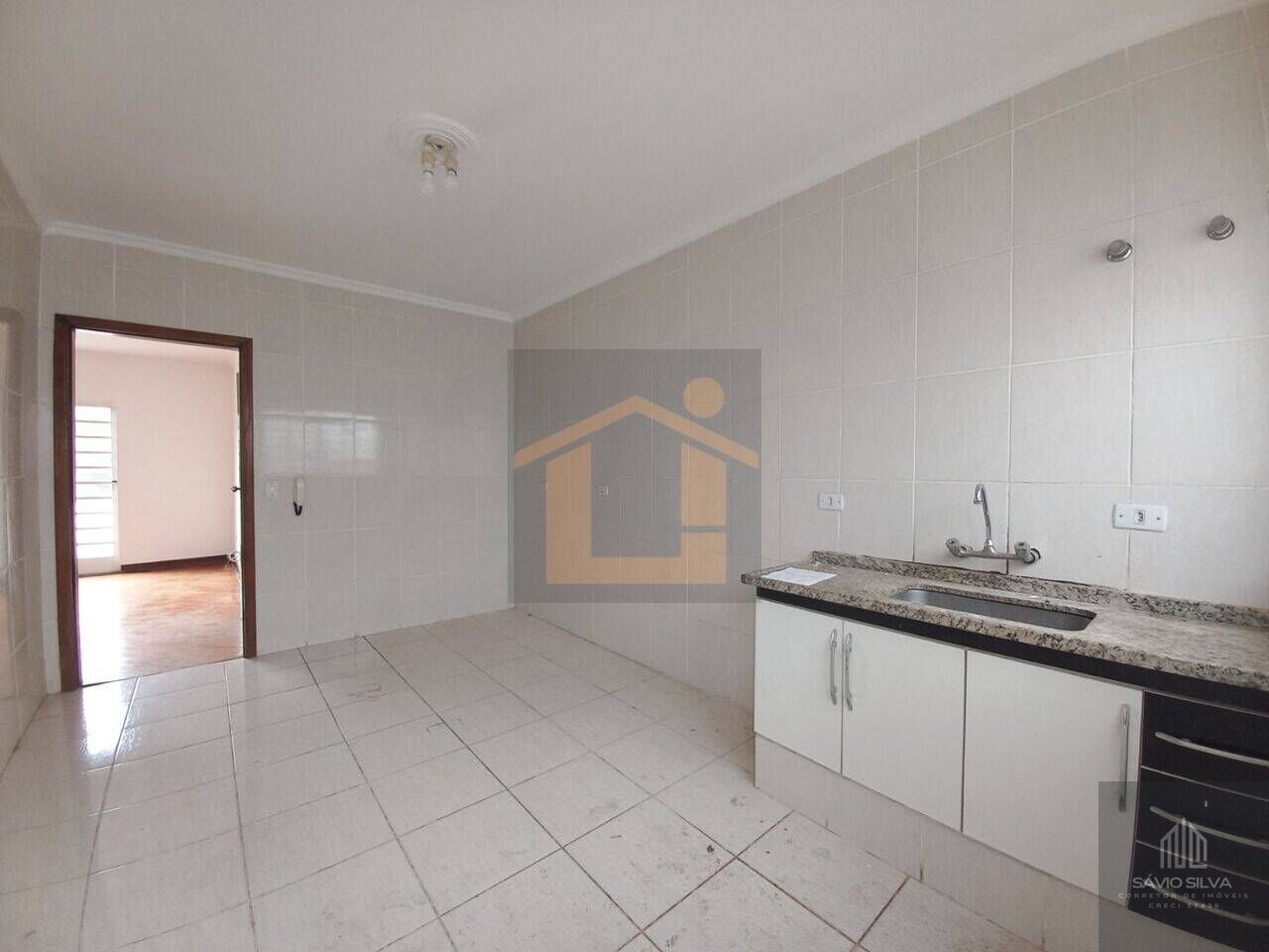 Casa para alugar com 5 quartos, 300m² - Foto 16