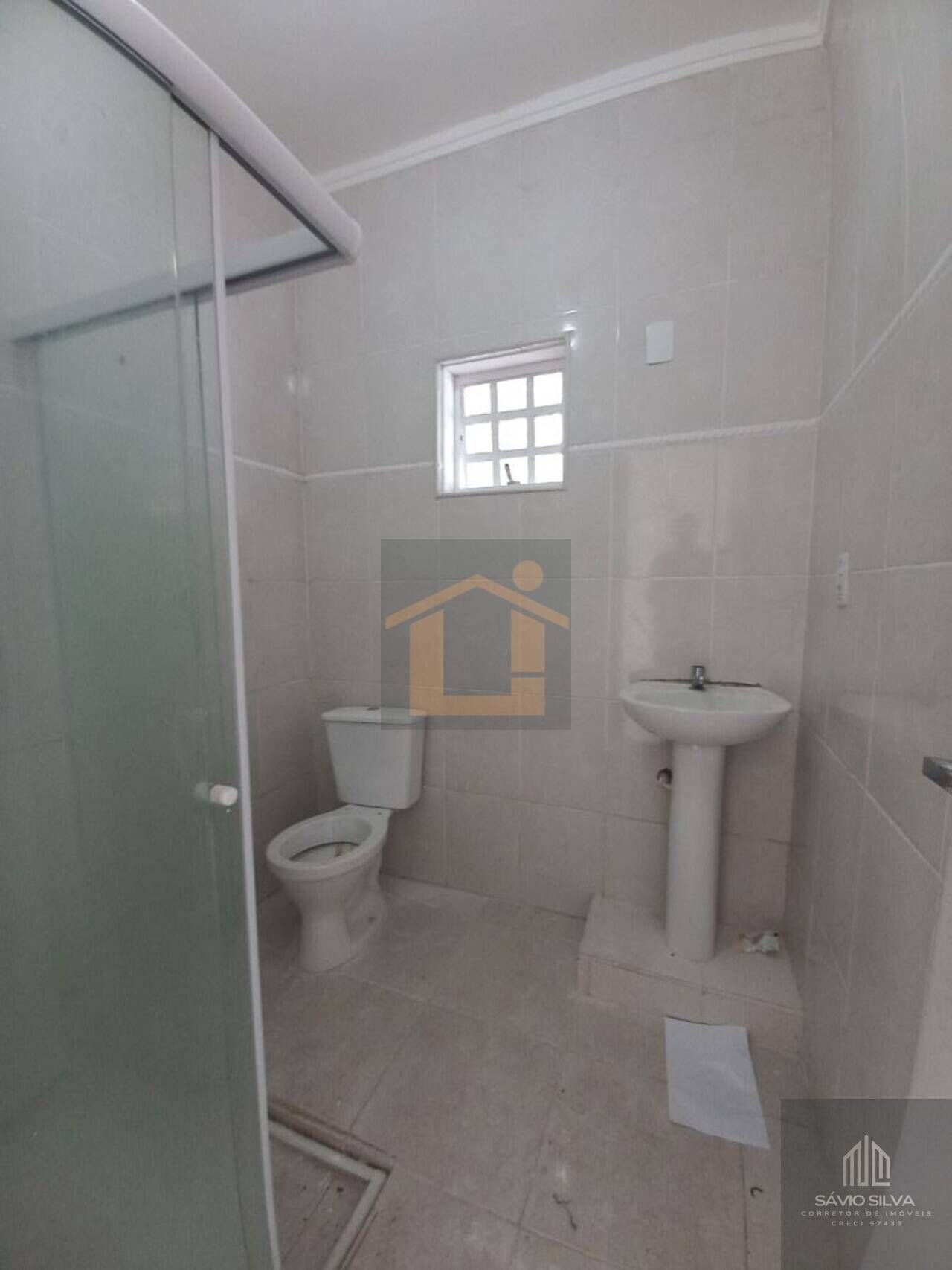 Casa para alugar com 5 quartos, 300m² - Foto 13