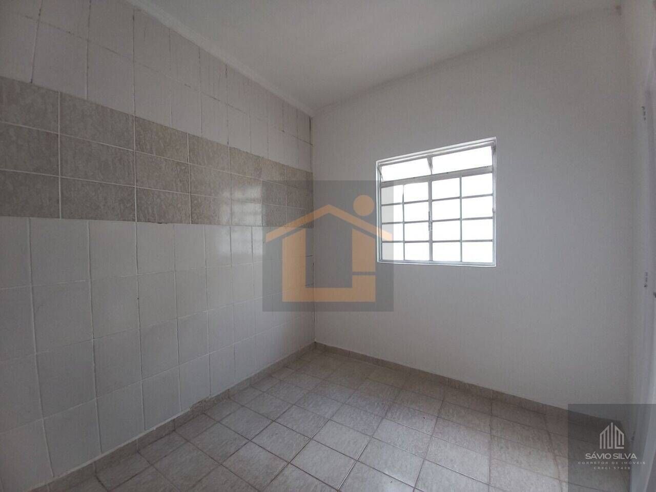 Casa para alugar com 5 quartos, 300m² - Foto 19