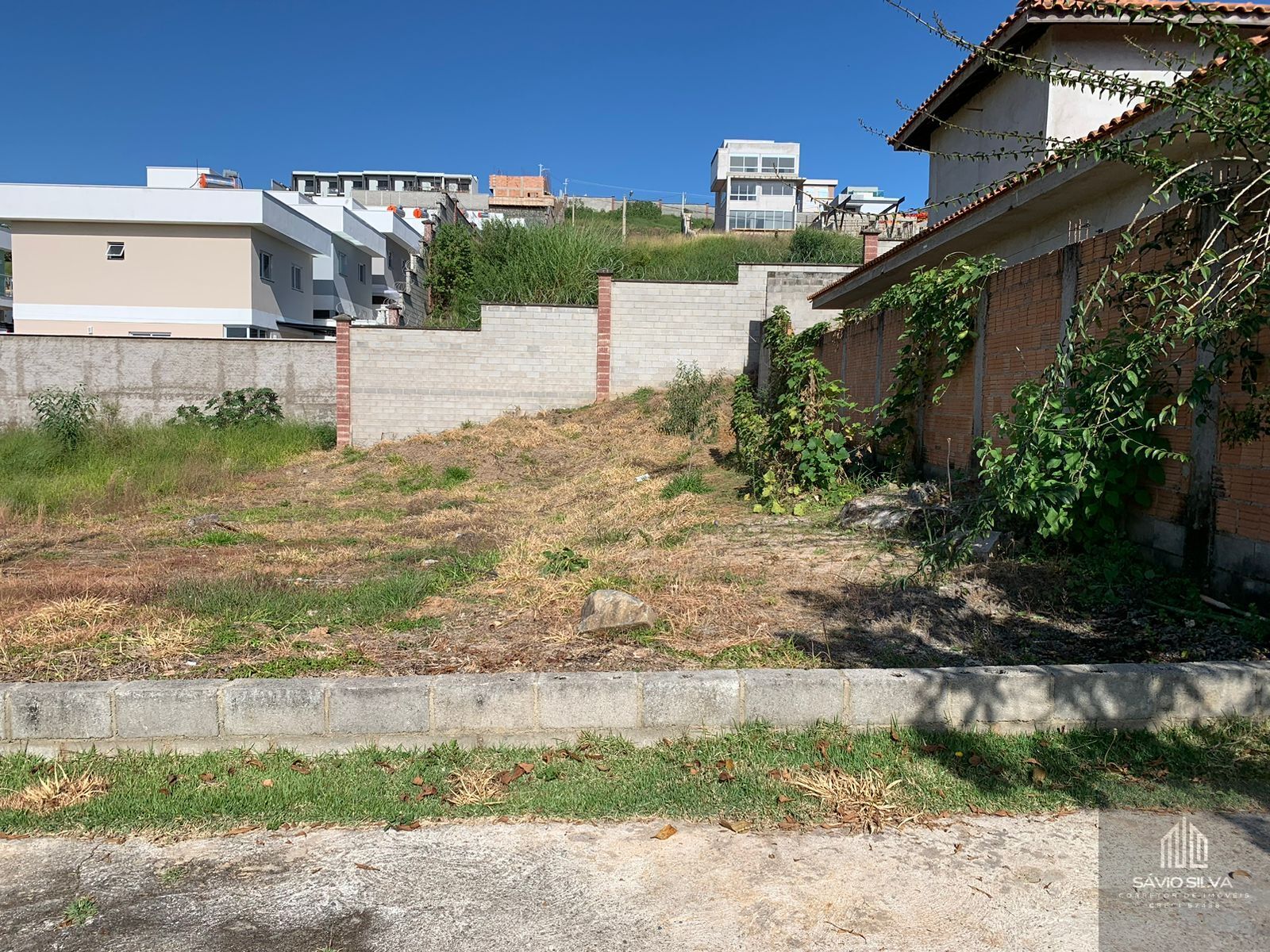 Terreno à venda, 300m² - Foto 1