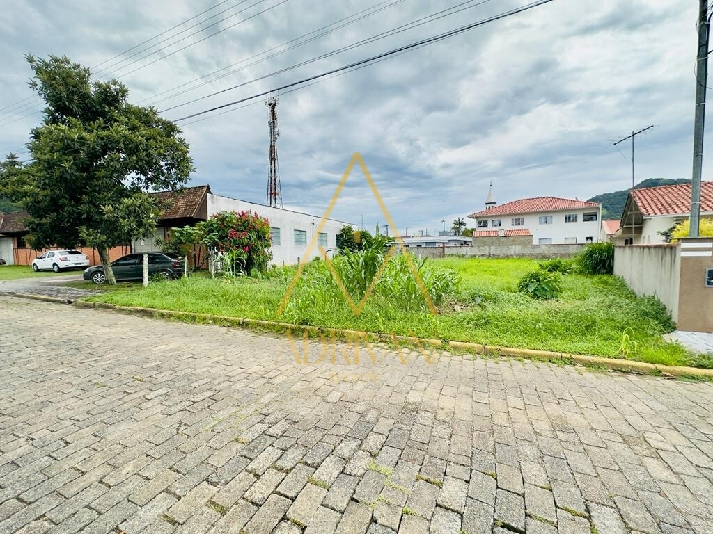 Terreno à venda no bairro Barra do Rio Cerro em Jaraguá do Sul/SC