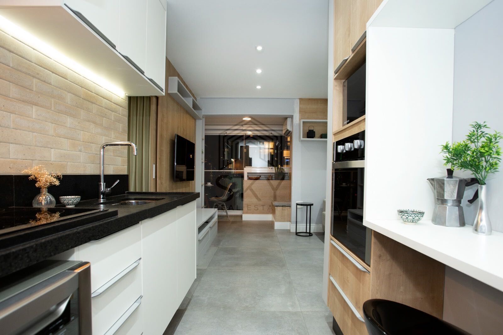 Apartamento para alugar com 1 quarto, 42m² - Foto 9