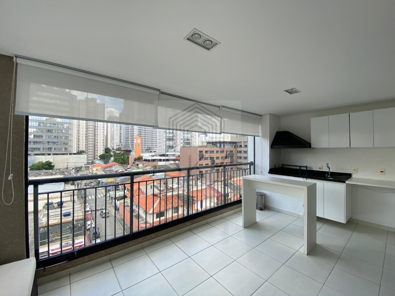 Apartamento para alugar com 2 quartos, 64m² - Foto 2