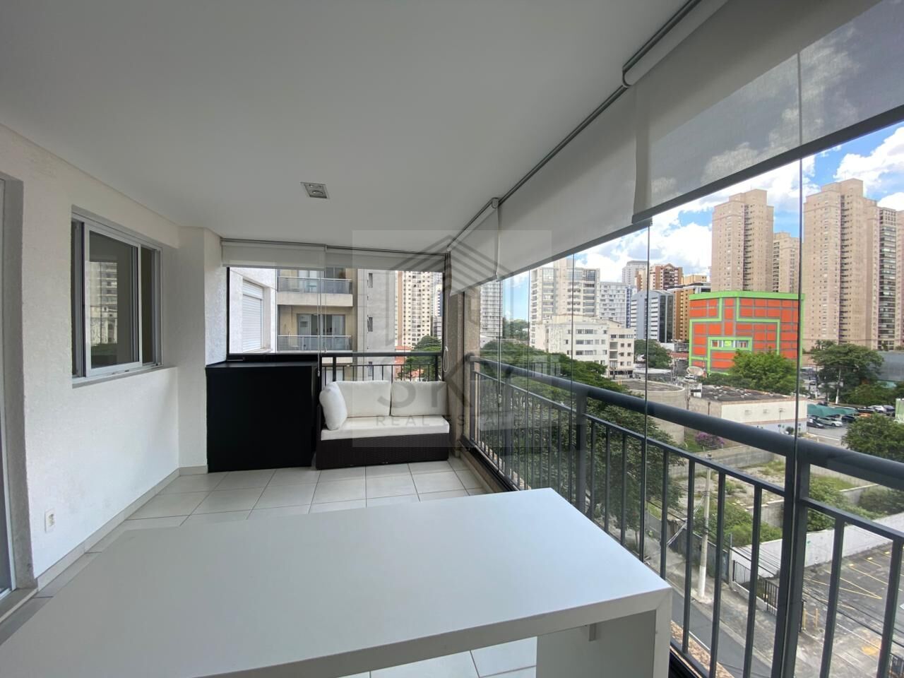 Apartamento para alugar com 2 quartos, 64m² - Foto 5