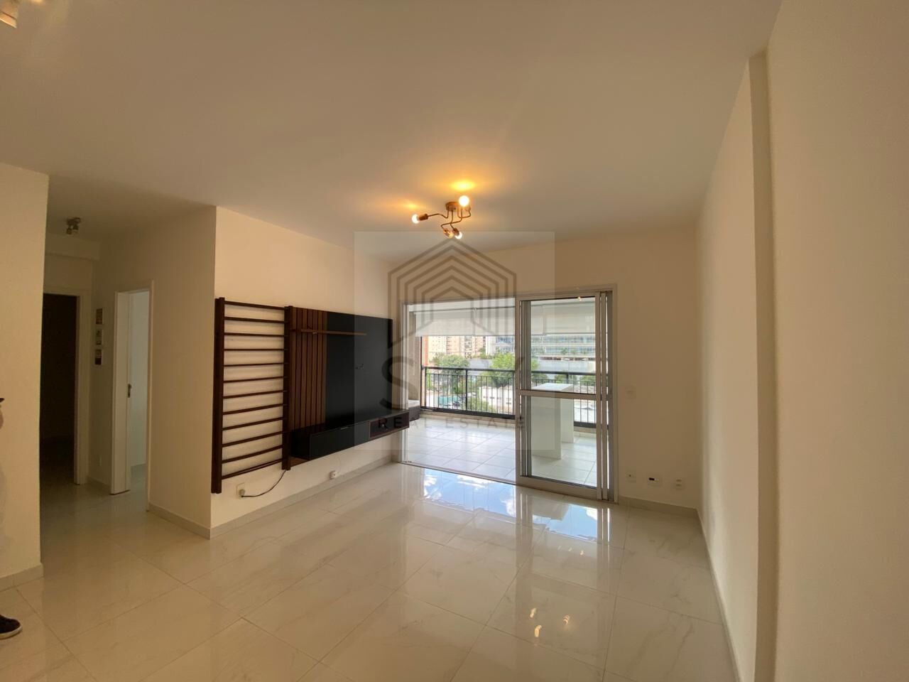 Apartamento para alugar com 2 quartos, 64m² - Foto 8
