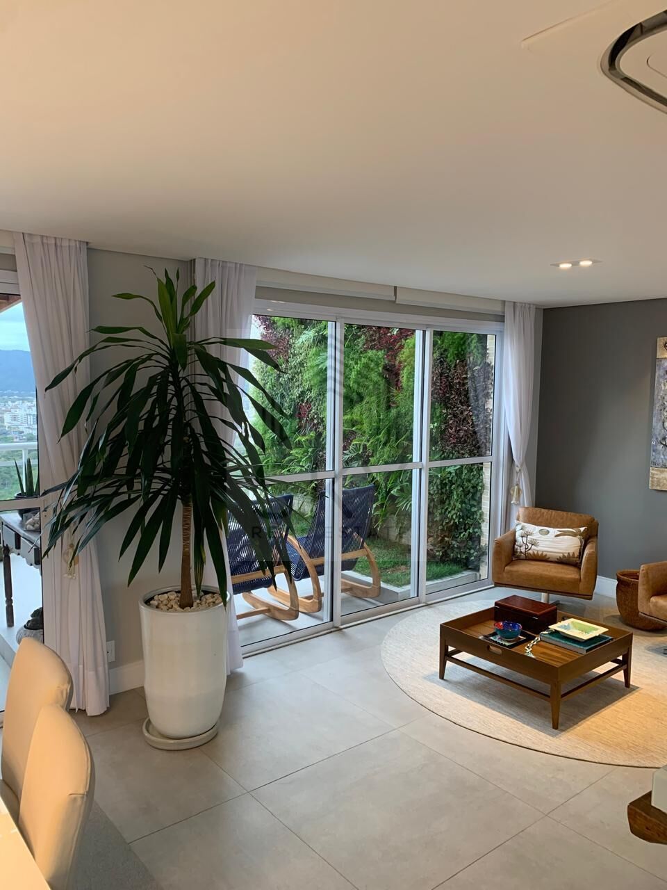 Cobertura para alugar com 4 quartos, 300m² - Foto 11