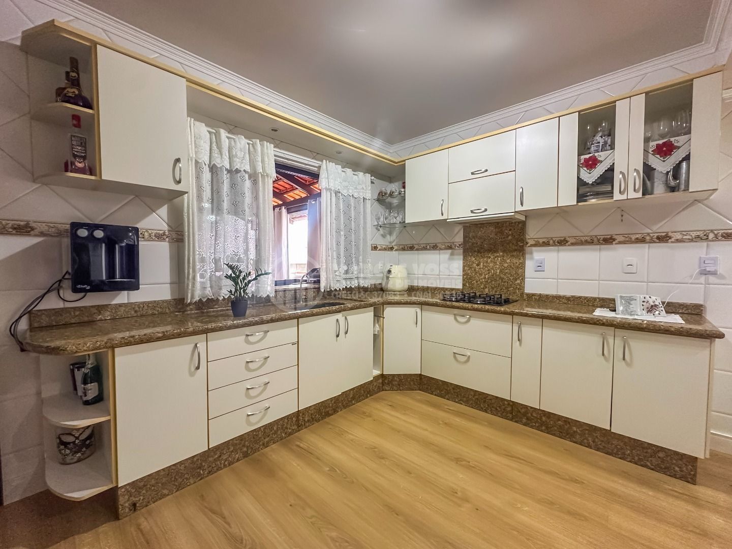 Casa Averbada com 4 Quartos na Itoupava Central — foto 7