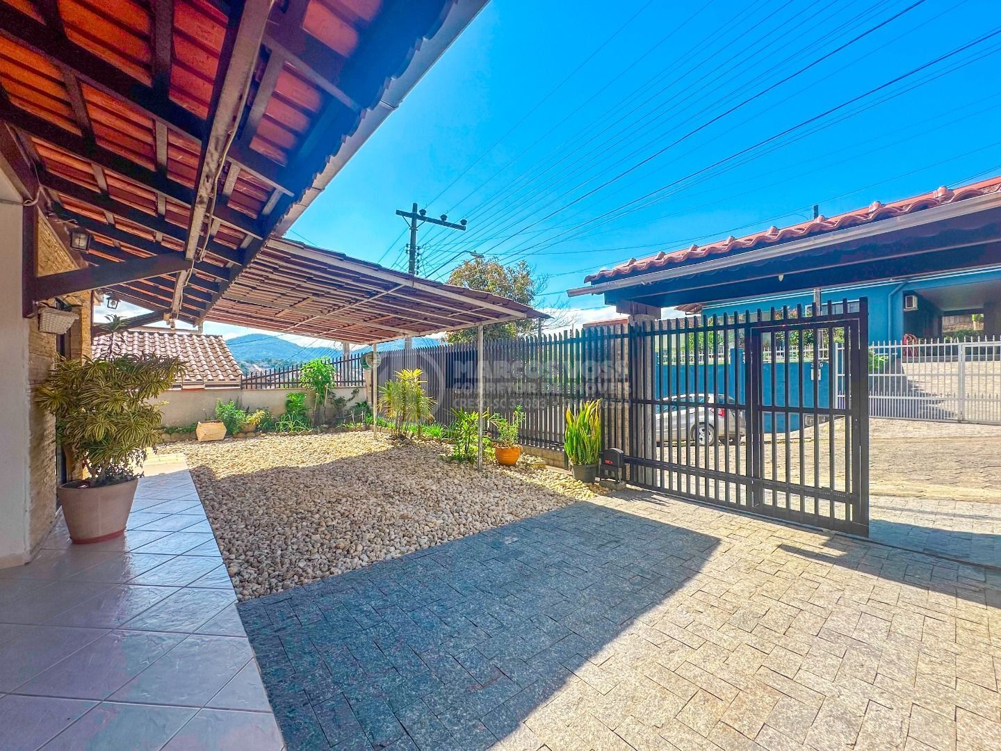 Casa Averbada com 4 Quartos na Itoupava Central — foto 2