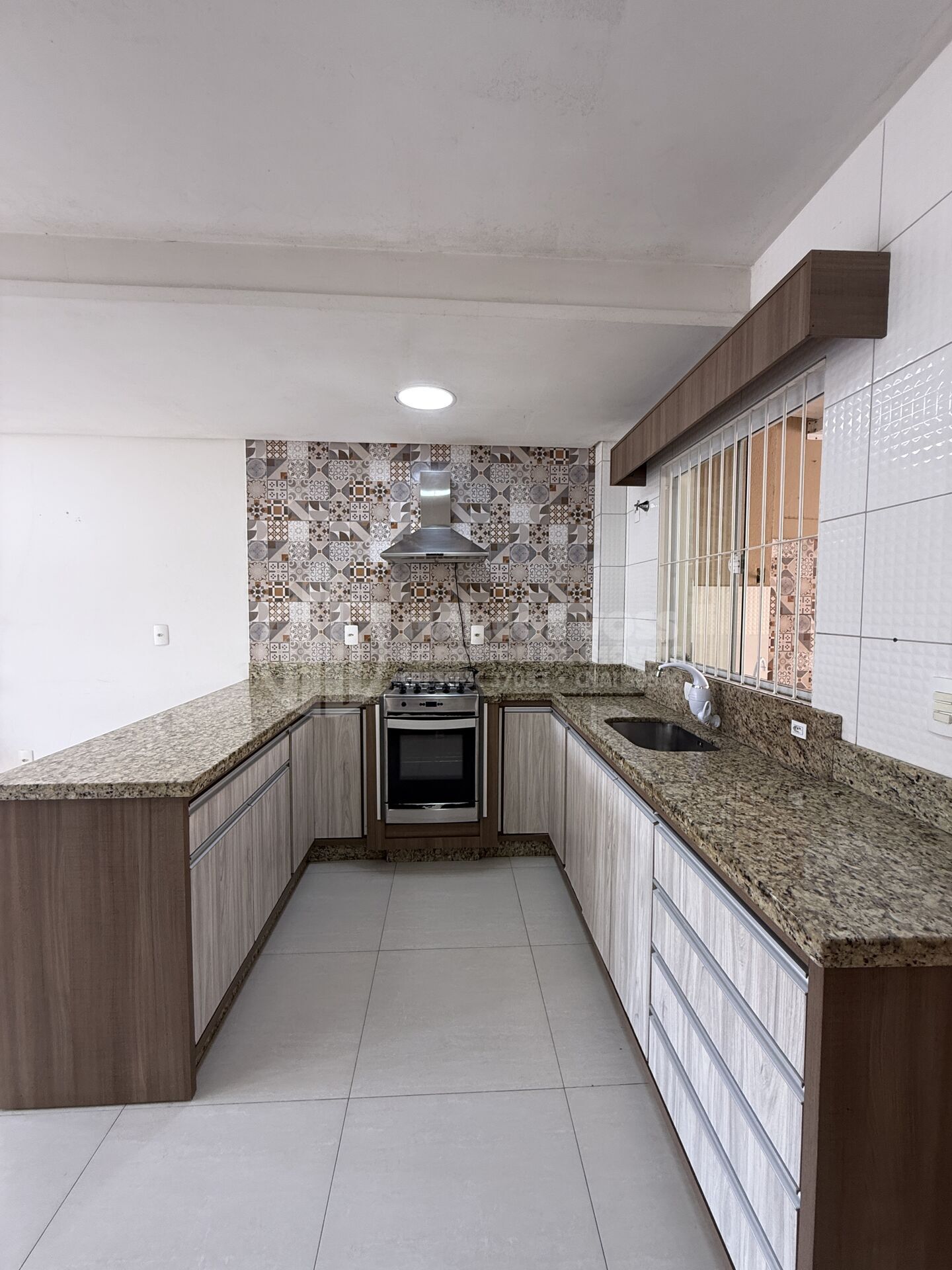 Sobrado com 2 Suítes Semimobiliado no Tribess — foto 6