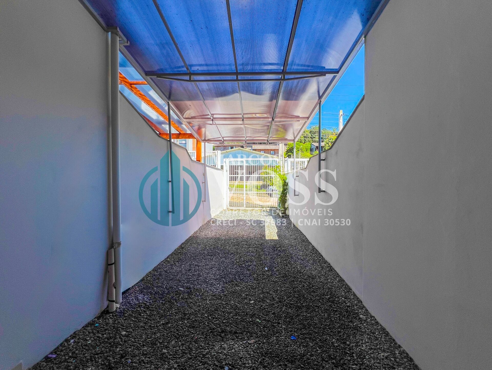 Sobrado Geminado na Itoupavazinha — foto 3