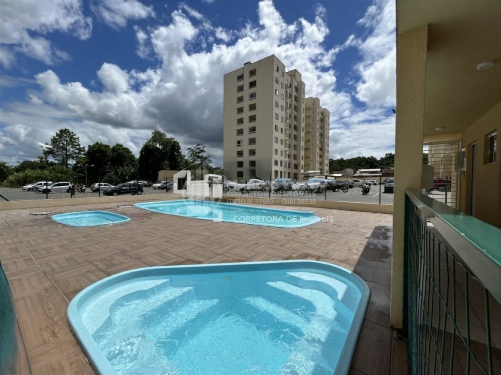 Apartamento com 2 Sacadas na Itoupavazinha - foto 1