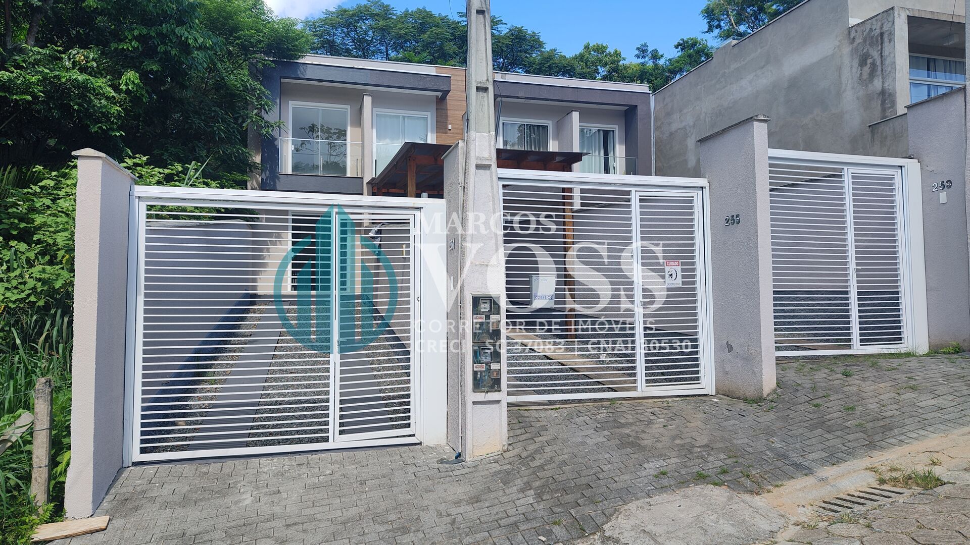 Sobrado Geminado no Badenfurt - foto 1