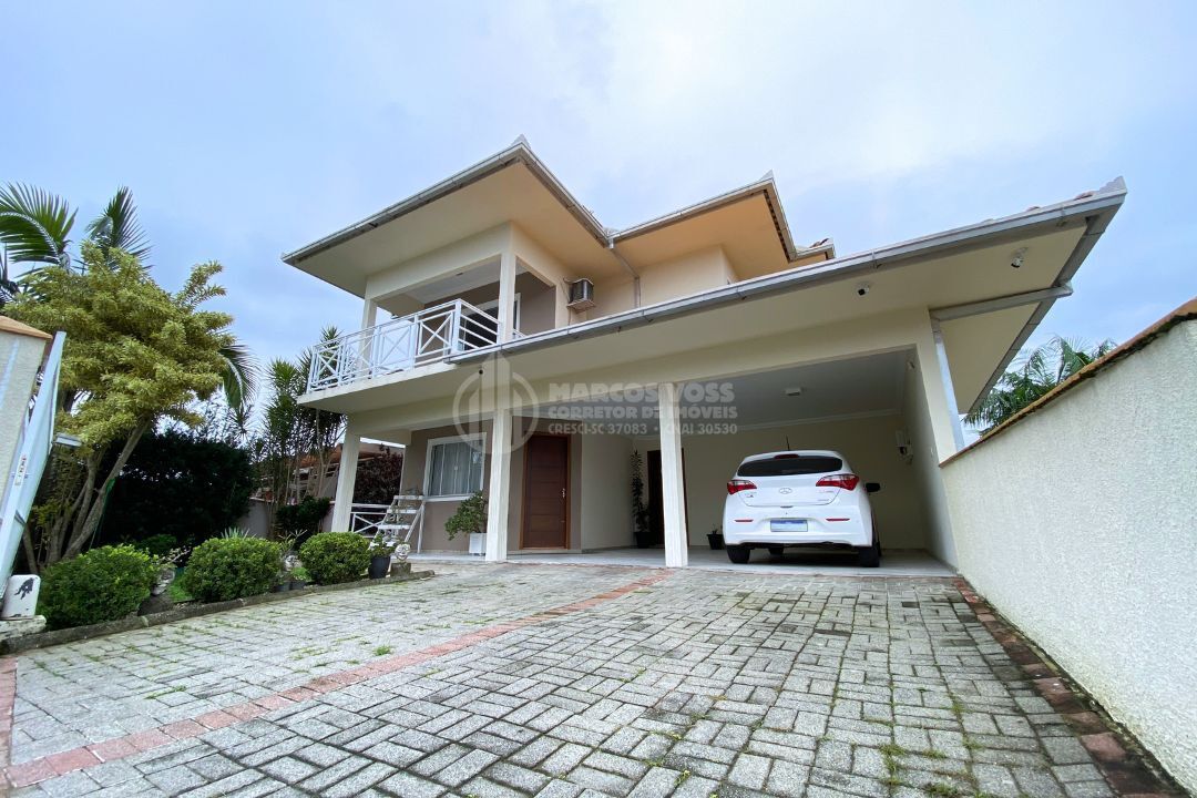 Casa Sobrado de Alto Padrão - Bairro Rio Morto, Indaial - foto 1