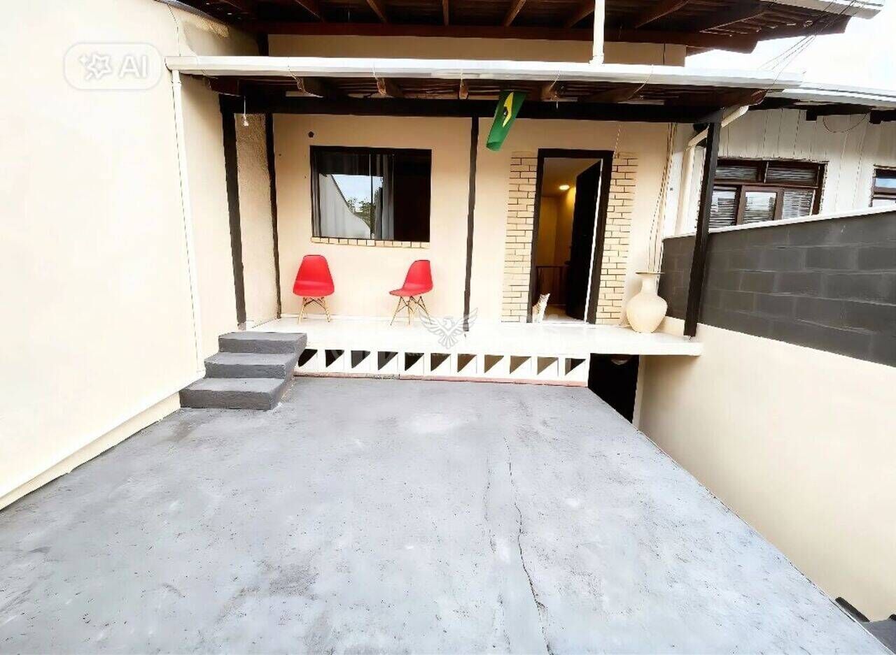 Sobrado Geminado com 3 Quartos na Itoupavazinha — foto 2