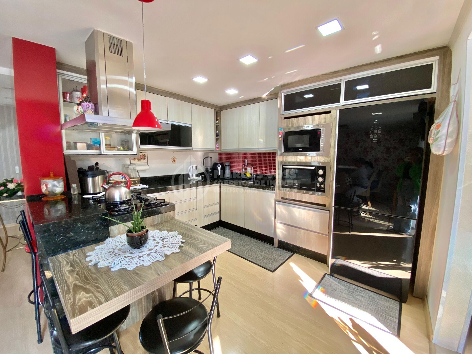 Casa com 4 Quartos na Itoupavazinha — foto 4