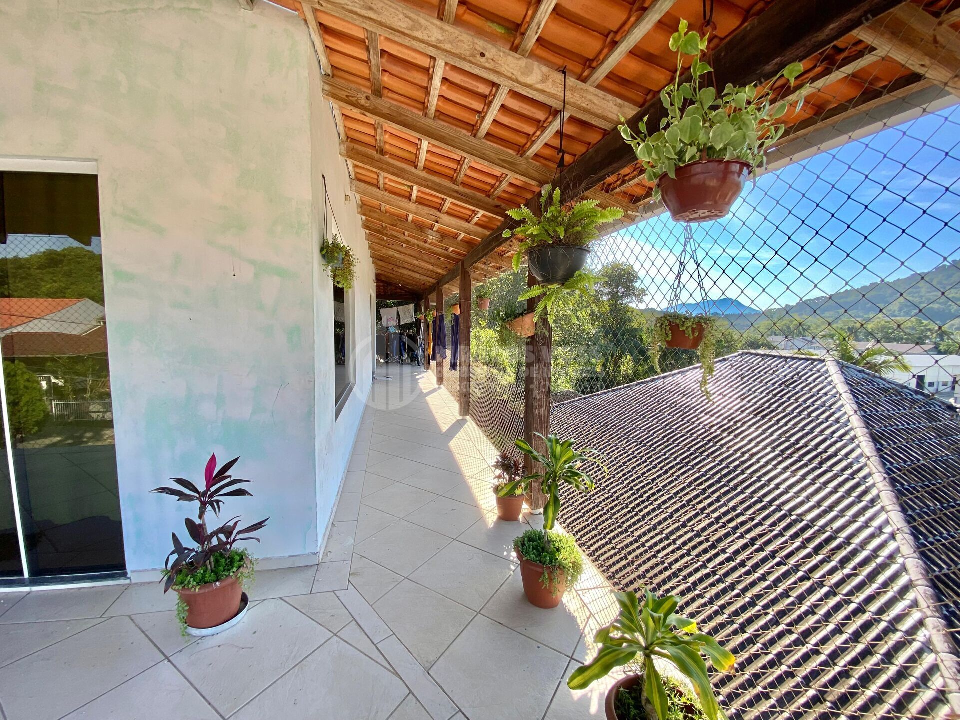 Casa com 4 Quartos na Itoupavazinha — foto 3