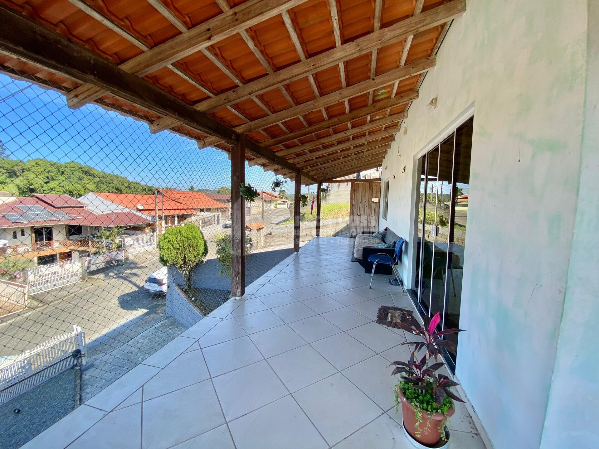 Casa com 4 Quartos na Itoupavazinha — foto 2