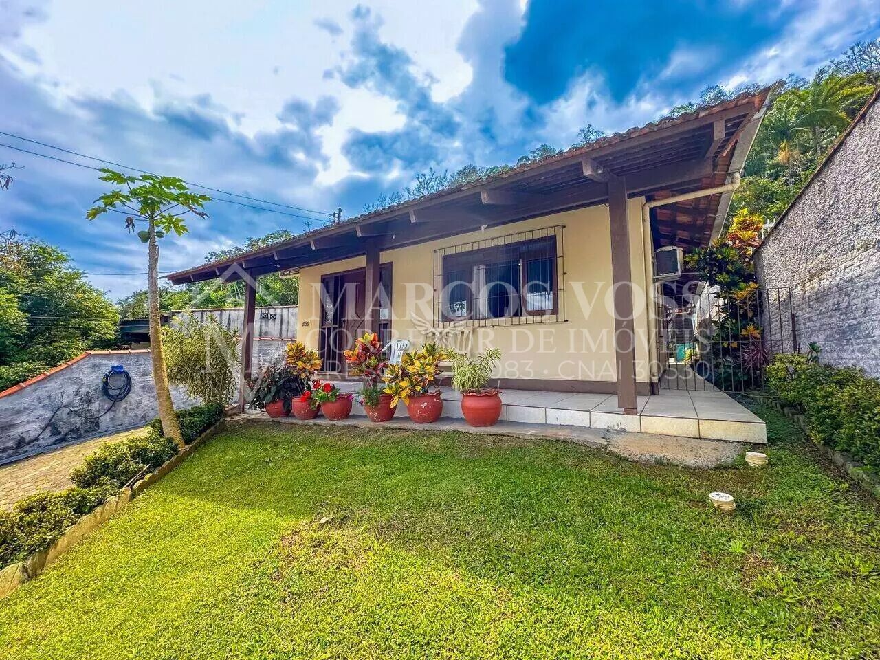 Casa · à venda · 3 quartos · 165m² · Salto Weissbach, Blumenau