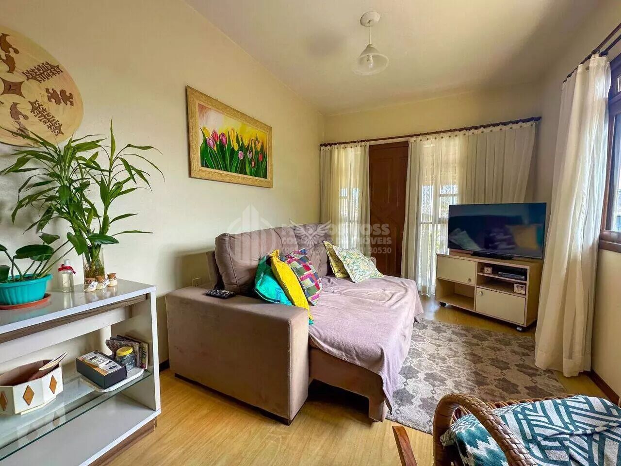 Casa Averbada com 3 Quartos e Amplo Terreno — foto 7