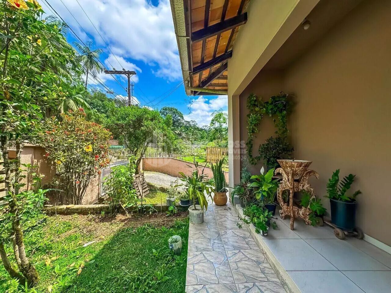 Casa com 5 Quartos no Testo Salto — foto 5