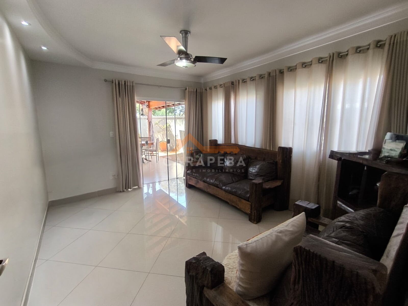 Casa, 4 quartos, 238 m² - Foto 18