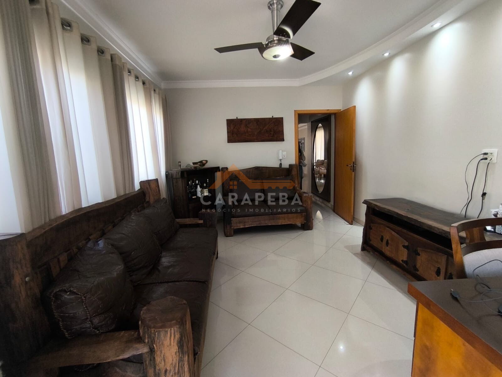 Casa, 4 quartos, 238 m² - Foto 17