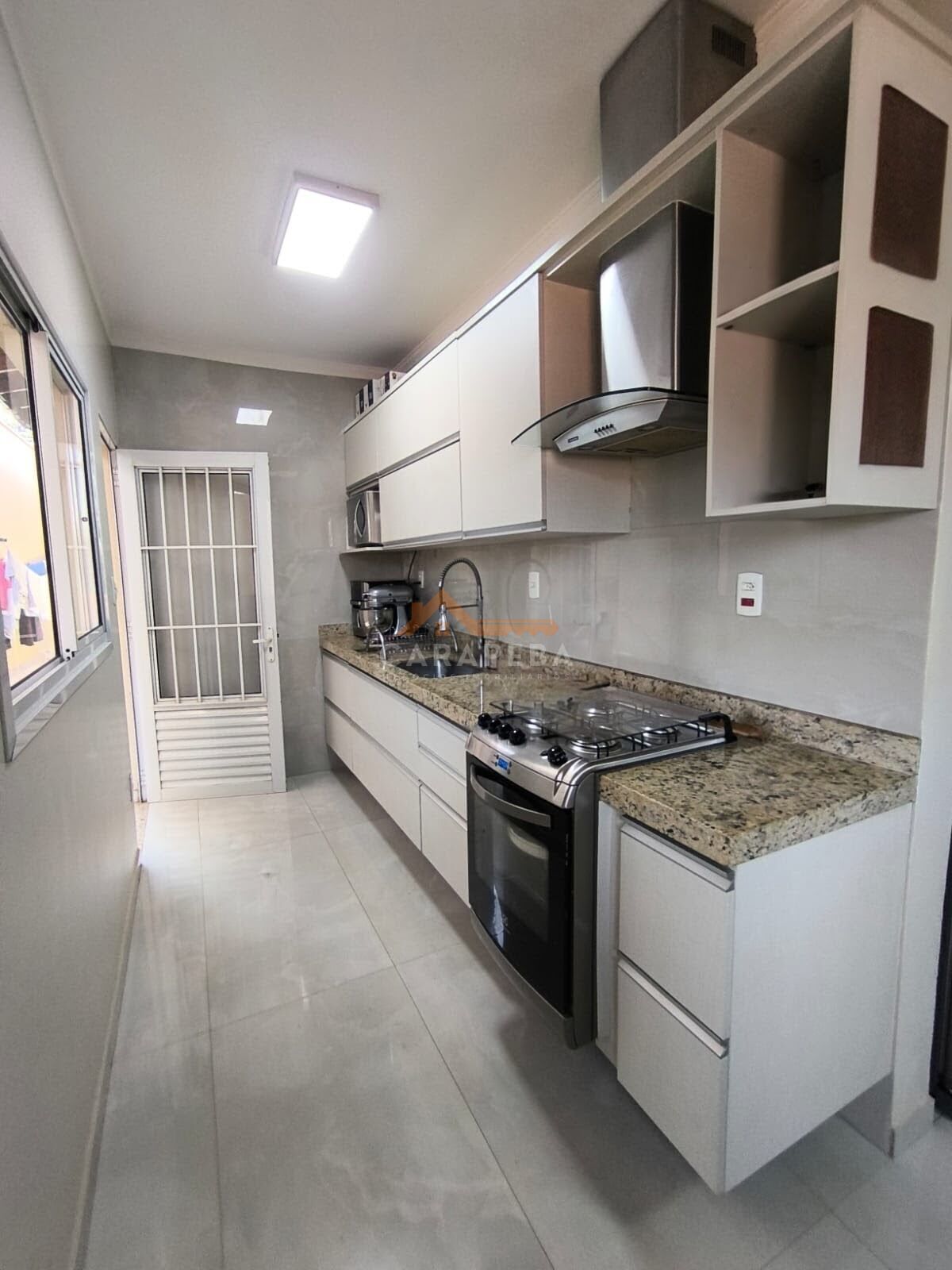 Casa, 4 quartos, 238 m² - Foto 7