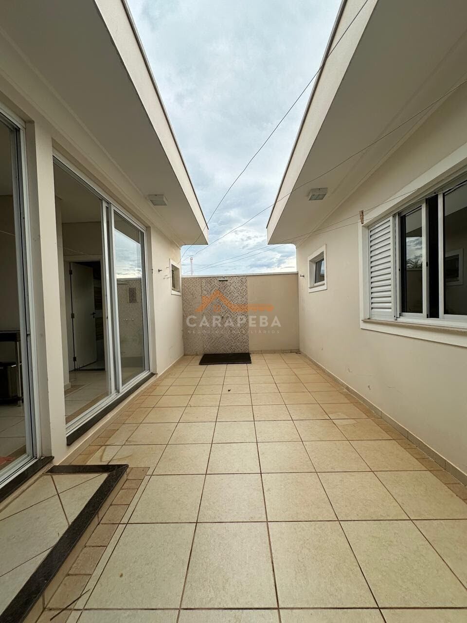 Casa, 3 quartos, 264 m² - Foto 20