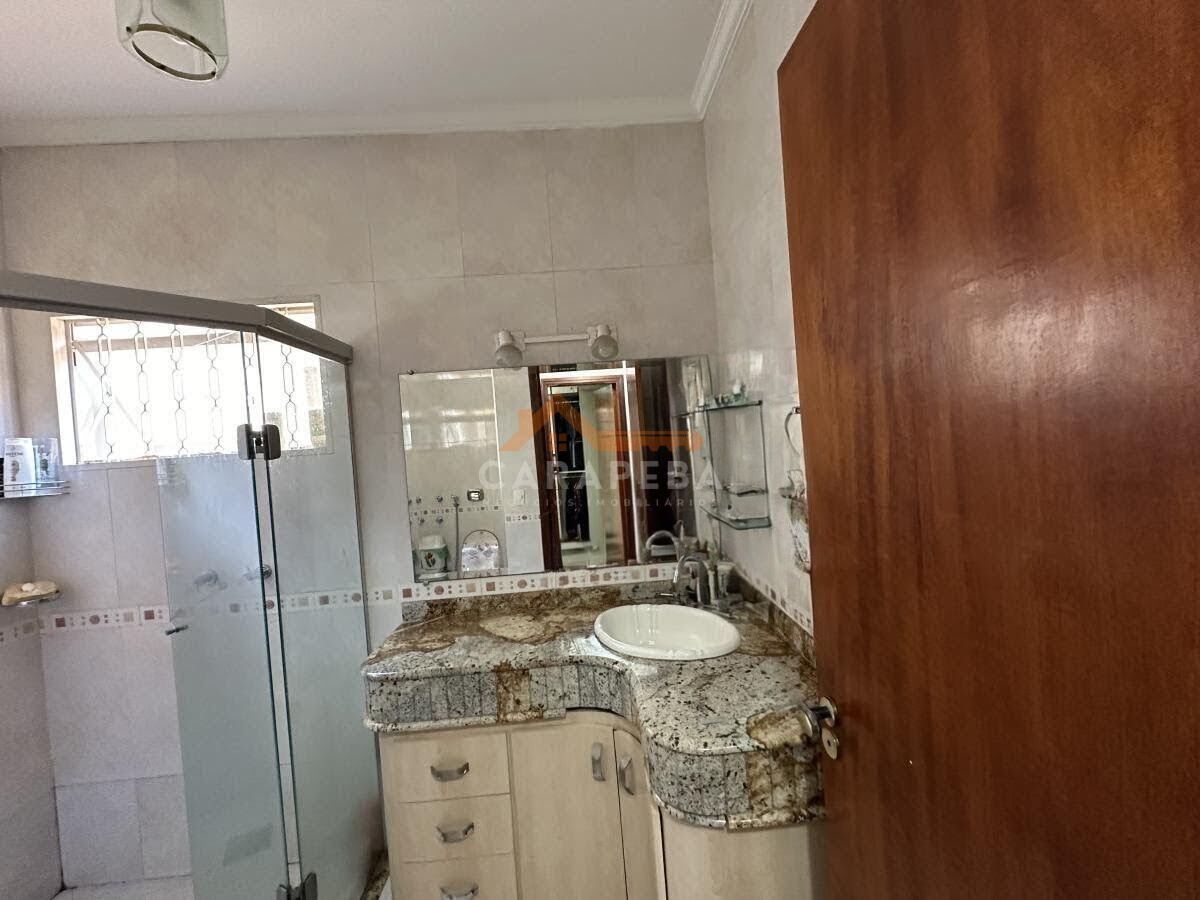 Casa, 4 quartos, 182 m² - Foto 10