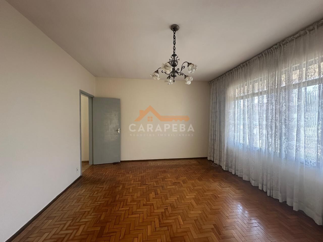 Casa, 3 quartos, 330 m² - Foto 2