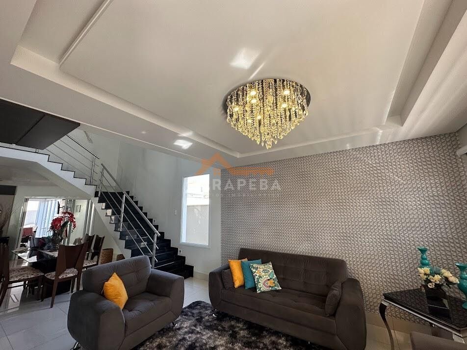 Casa, 3 quartos, 324 m² - Foto 1