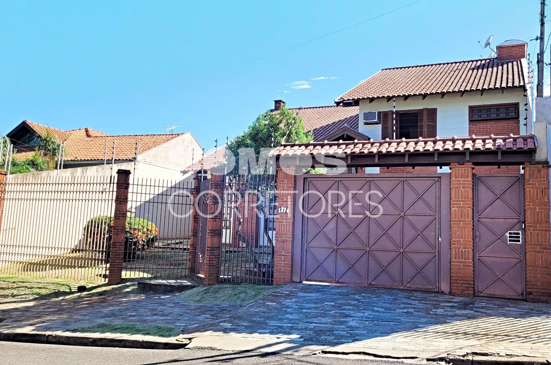 Sobrado, 4 quartos, 323 m² - Foto 1