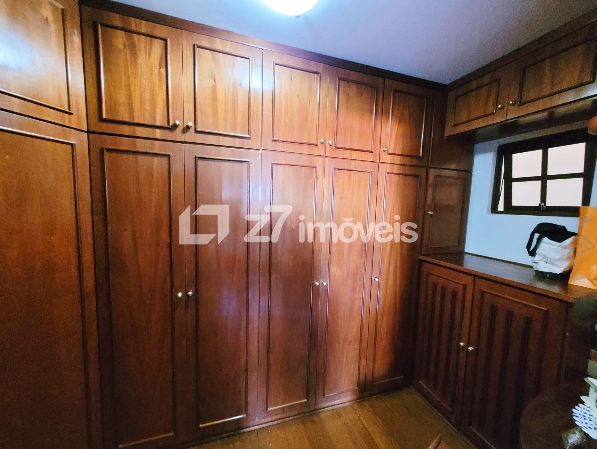 Sobrado à venda com 4 quartos, 323m² - Foto 22