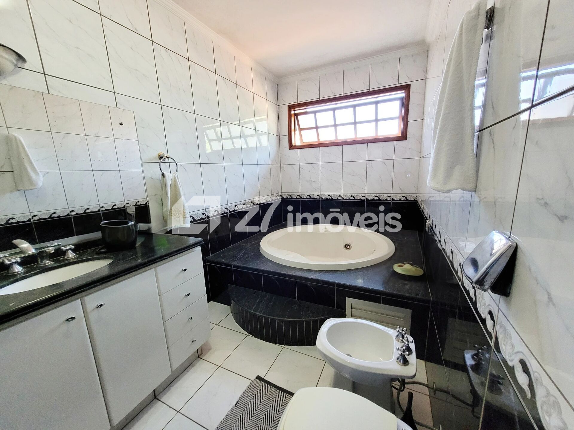 Sobrado à venda com 4 quartos, 323m² - Foto 25