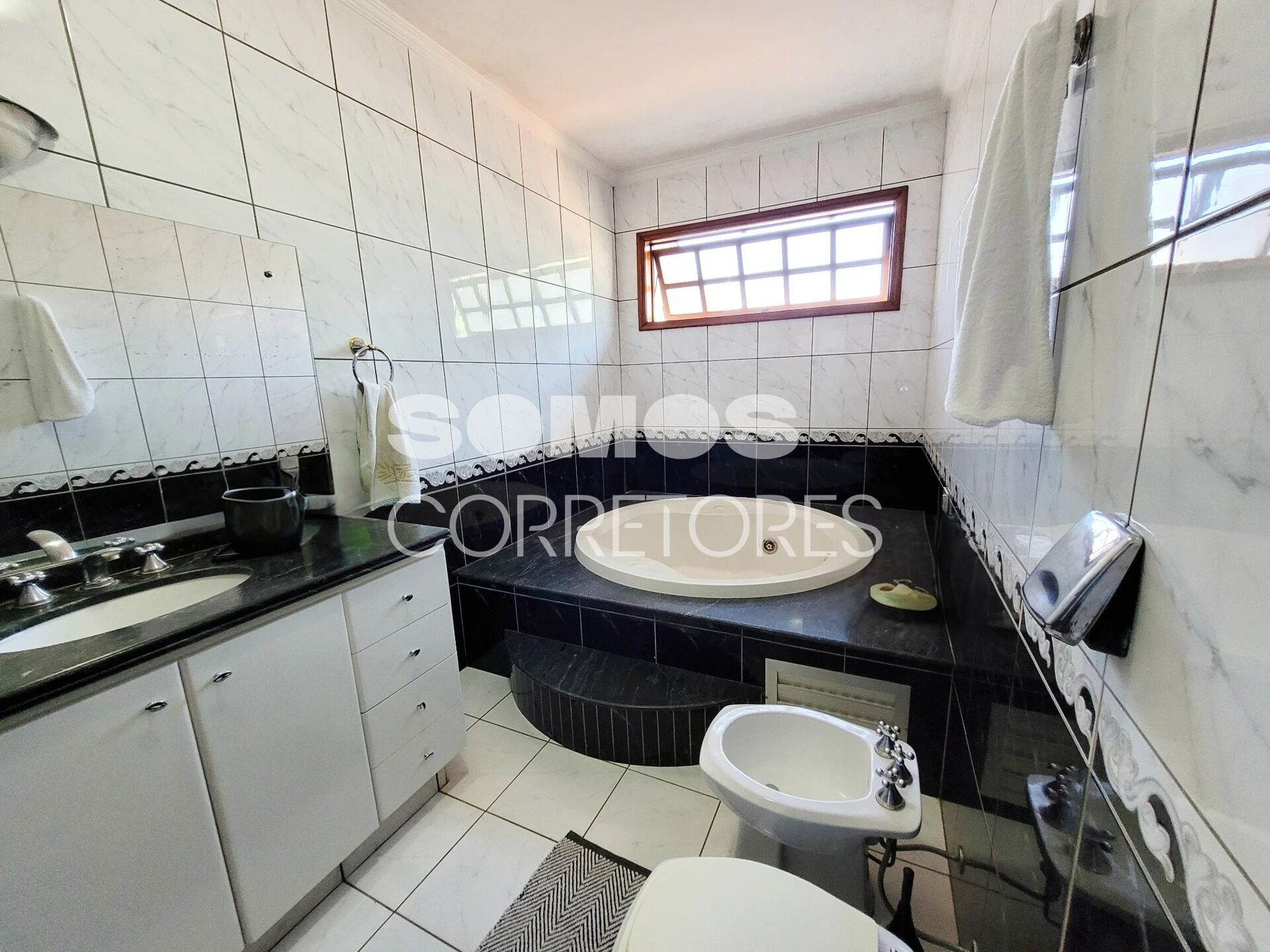 Sobrado, 4 quartos, 323 m² - Foto 25