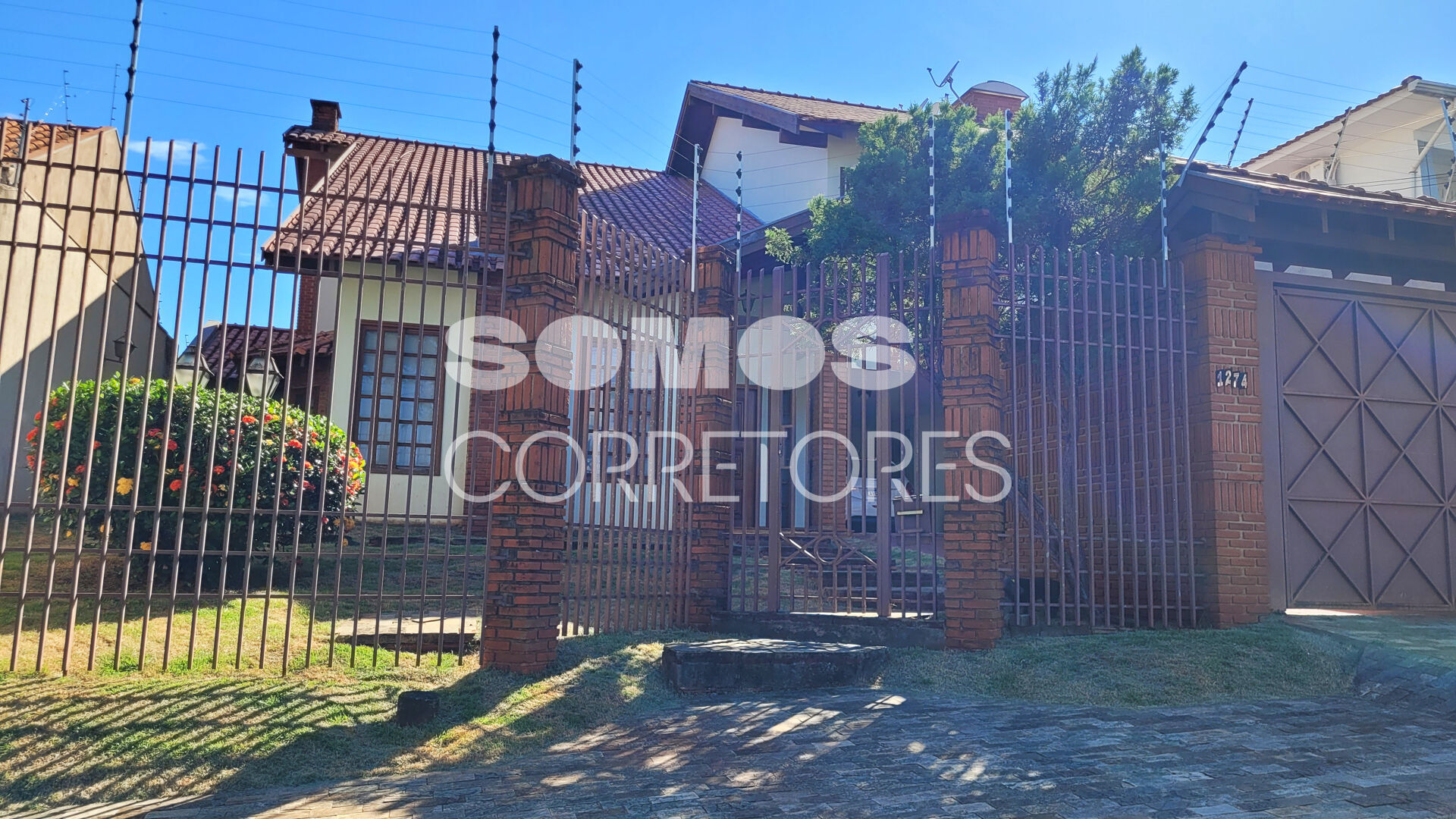 Sobrado, 4 quartos, 323 m² - Foto 2