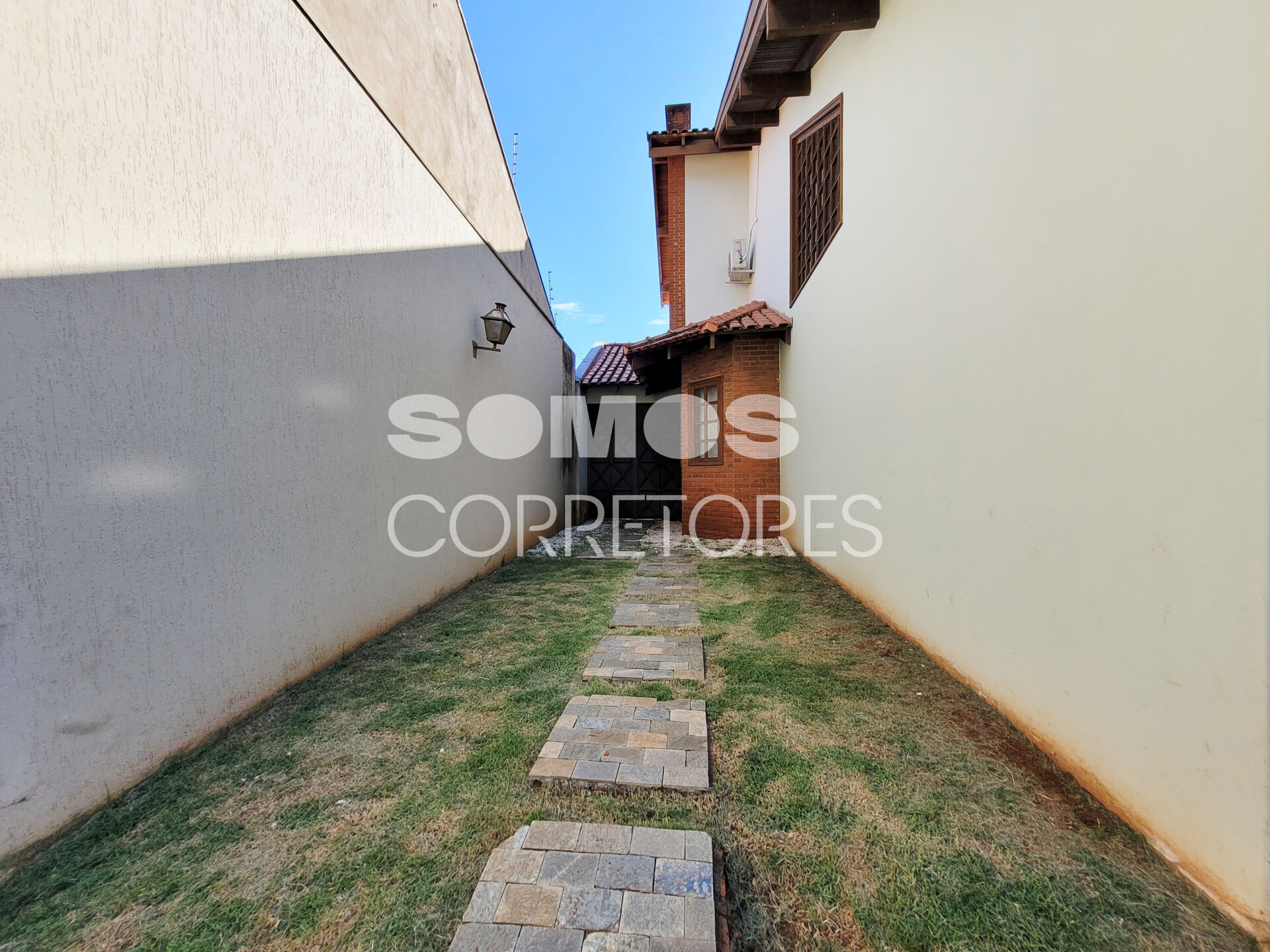 Sobrado, 4 quartos, 323 m² - Foto 4