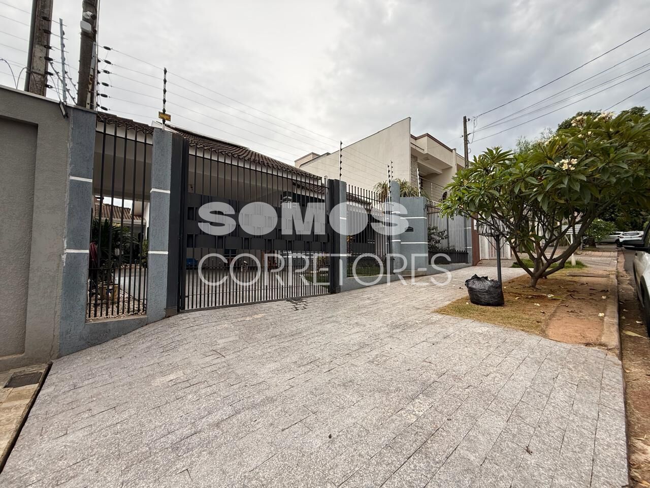 Casa, 3 quartos, 182 m² - Foto 1