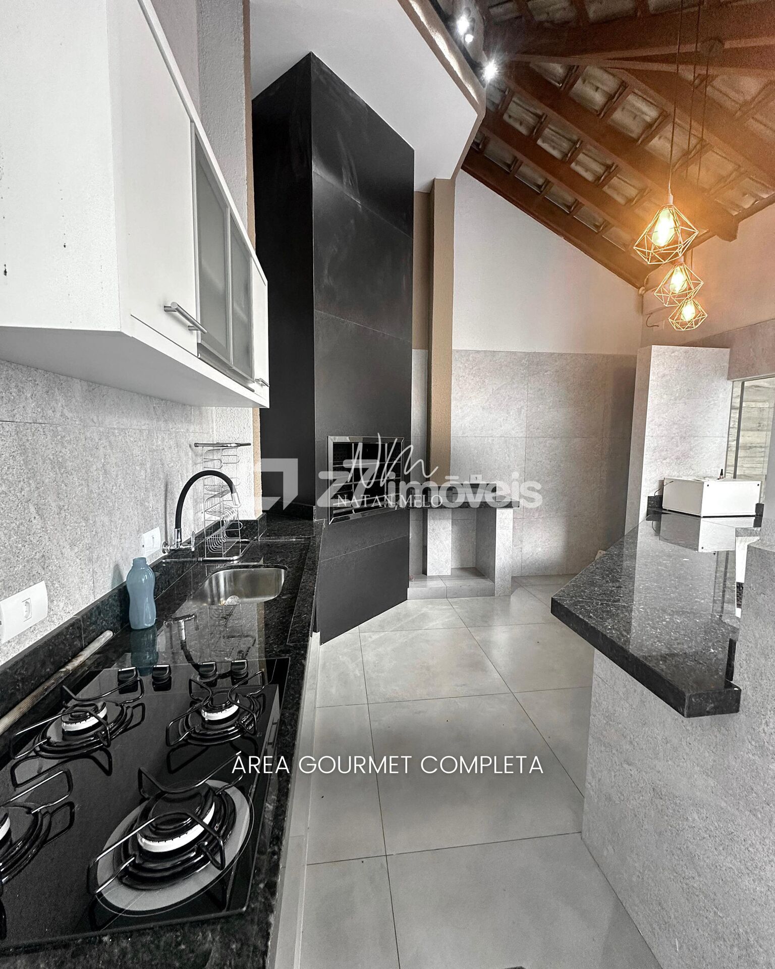 Sobrado, 3 quartos, 245 m² - Foto 2