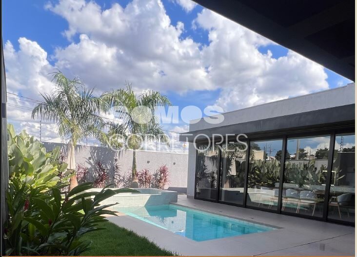 Casa, 3 quartos, 230 m² - Foto 2