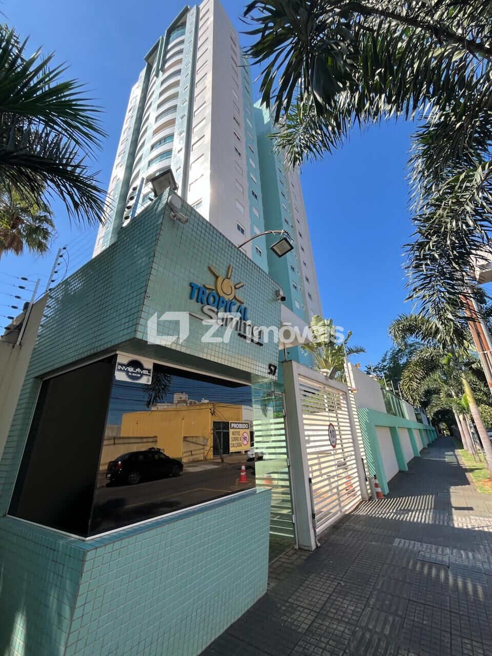 Apartamento à venda com 3 quartos, 114m² - Foto 1