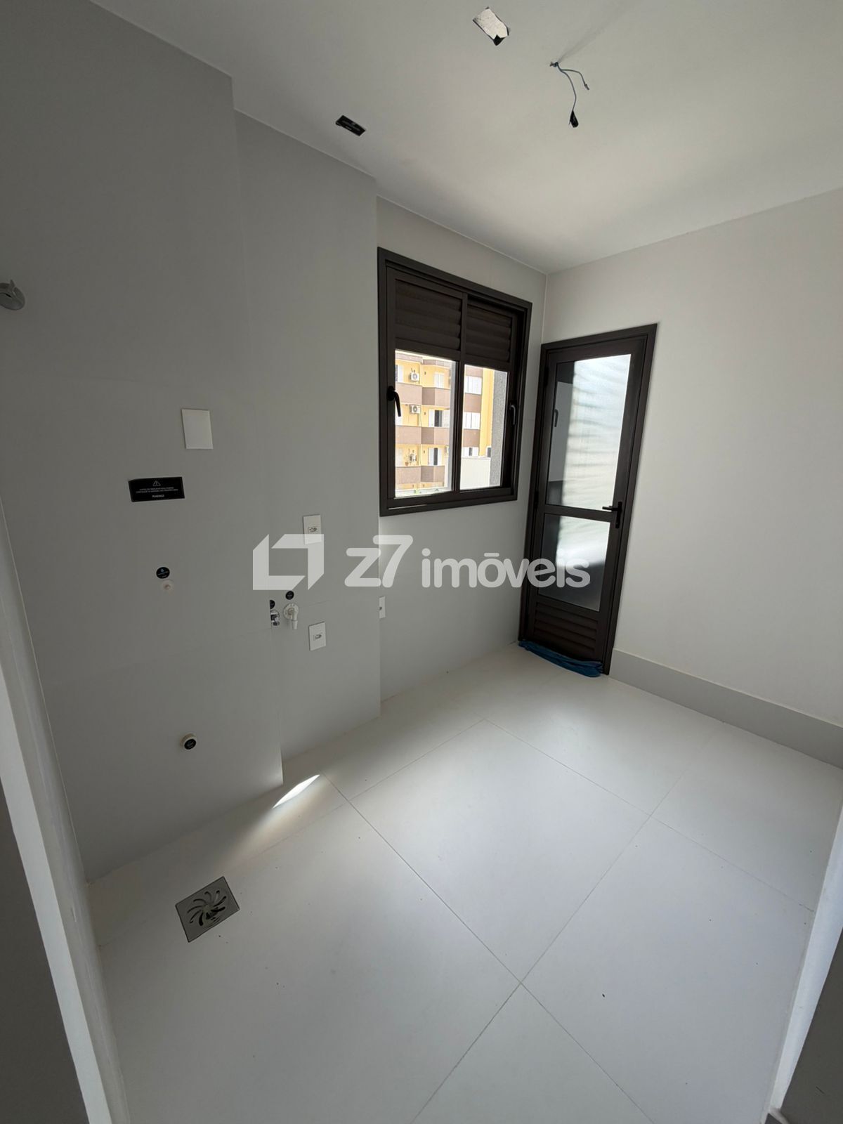 Apartamento, 3 quartos, 179 m² - Foto 2