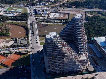 Mercado imobiliário no litoral de Santa Catarina: juros, demanda e oportunidades estratégicas