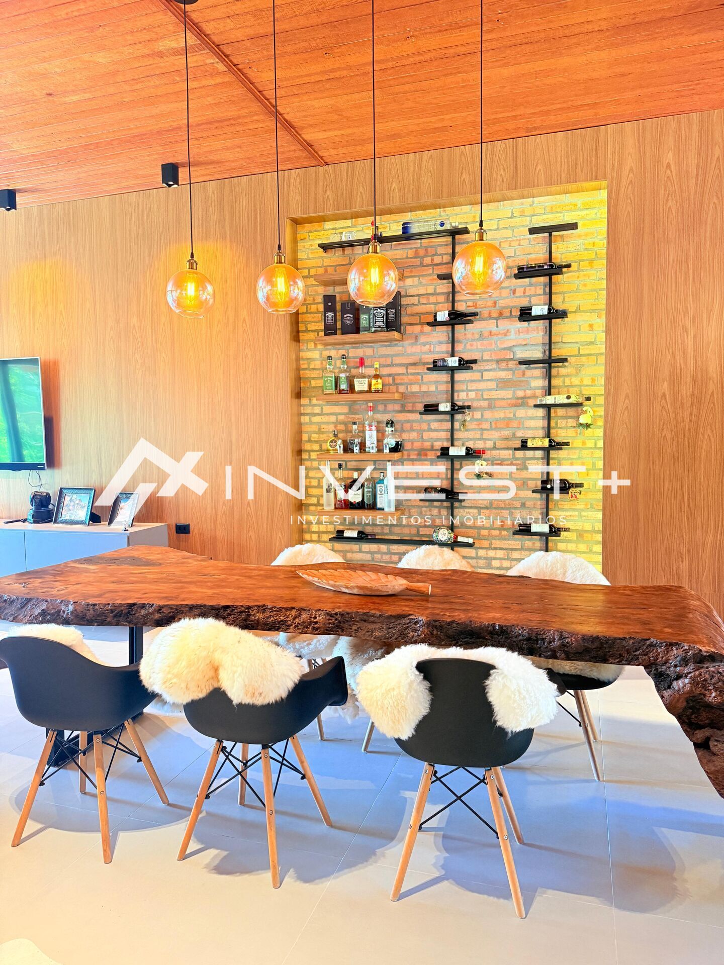 Casa, 2 quartos, 350 m² - Foto 1