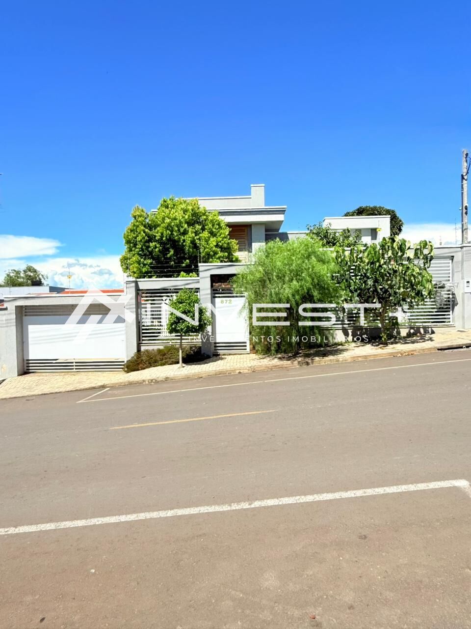 Casa, 3 quartos, 223 m² - Foto 1