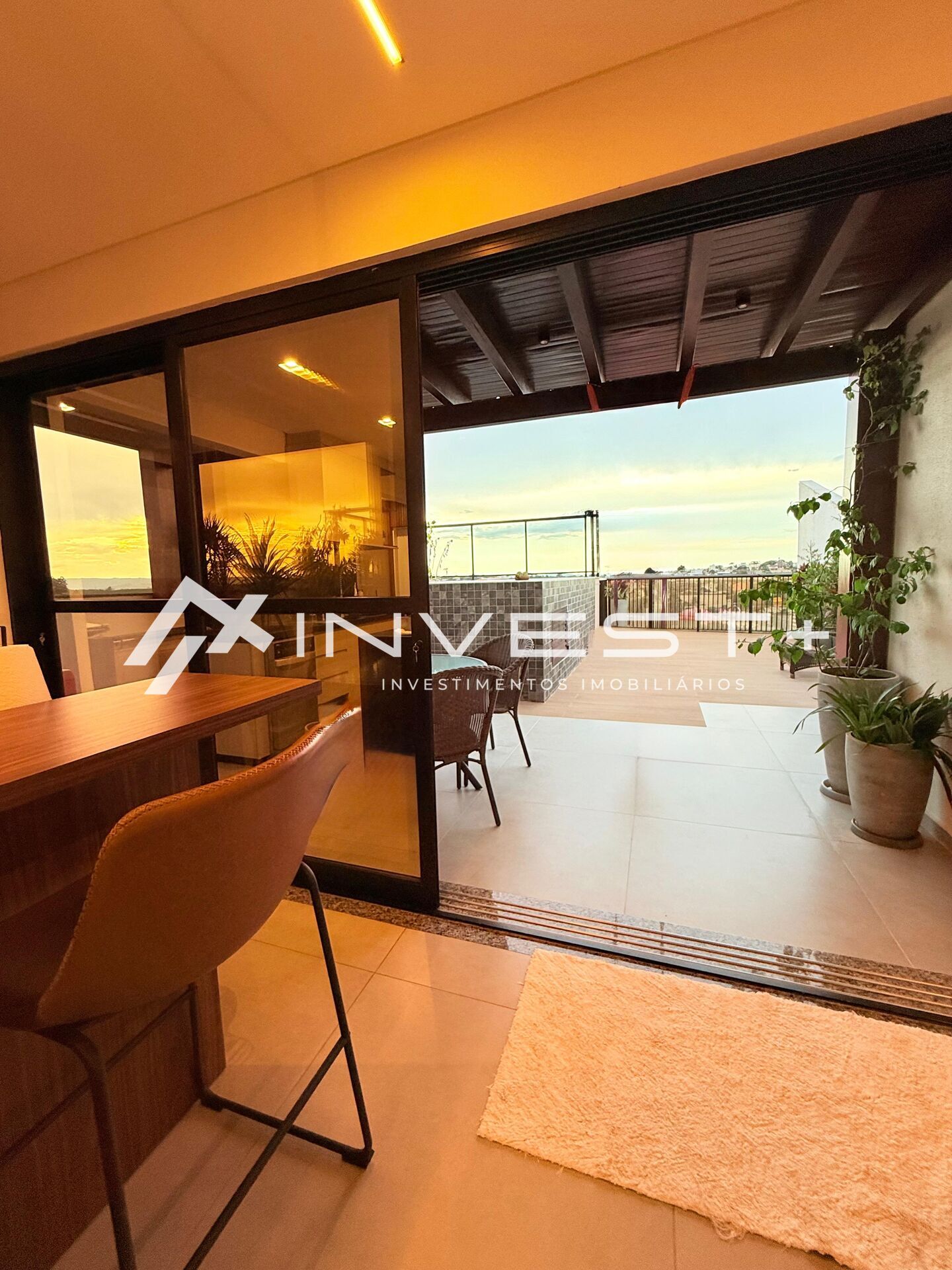 Cobertura, 3 quartos, 163 m² - Foto 2